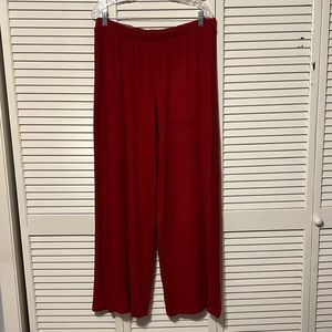 Banana Republic women’s wide leg pants Size Large Color Red